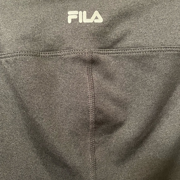 Fila Black Workout Top (M) leggings (S) - Picture 2 of 11